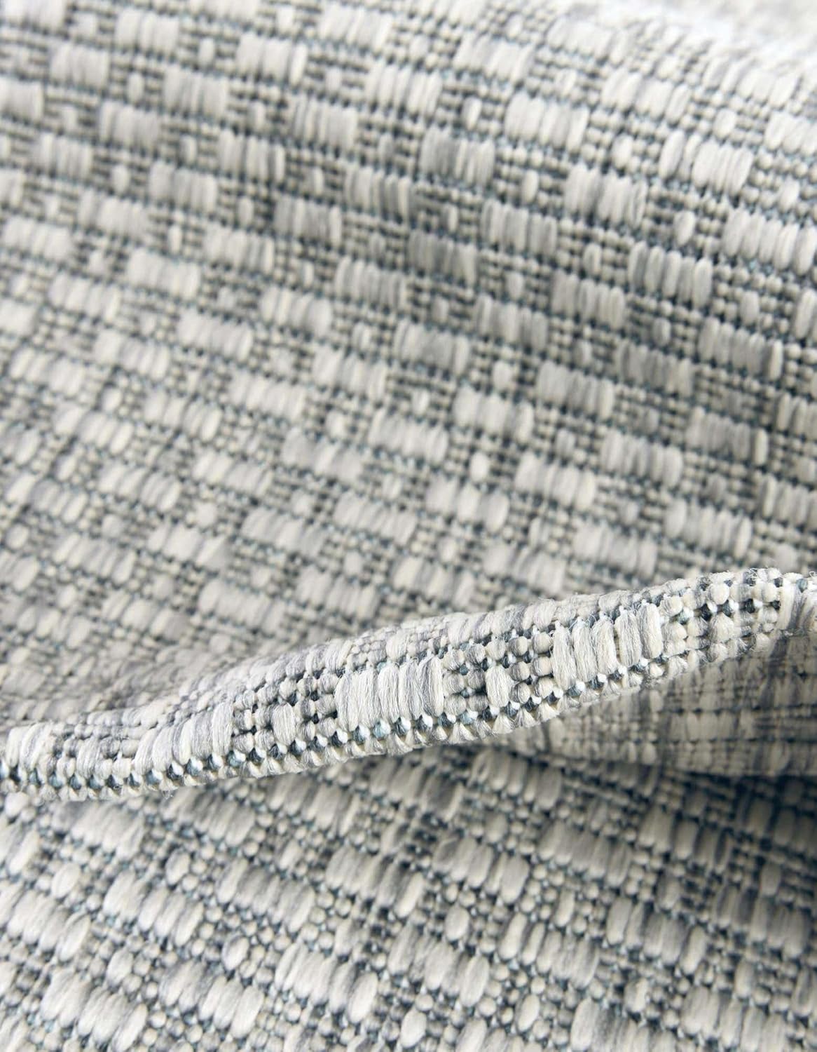 Unique Loom Outdoor Solid Collection Area Rug (2' 7" x 10' Runner Light Gray/Ivory)