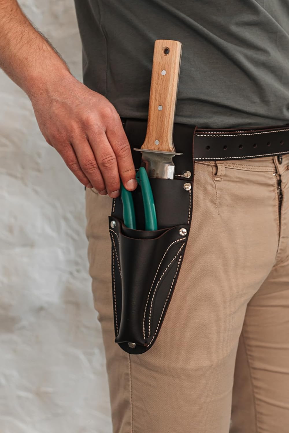 Hori Hori Leather Sheath Belt with Pruner and Scissor Pockets. Personalized Florist Tool Belt Leather, Gardening Belt with Pockets. (Black/Grey, One Size - Adjustable)