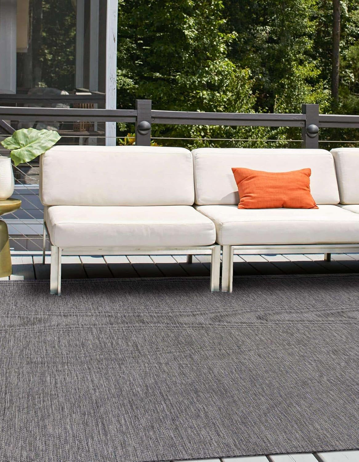 Unique Loom Outdoor Solid Collection Area Rug (6' 1" Square Black/Ivory)