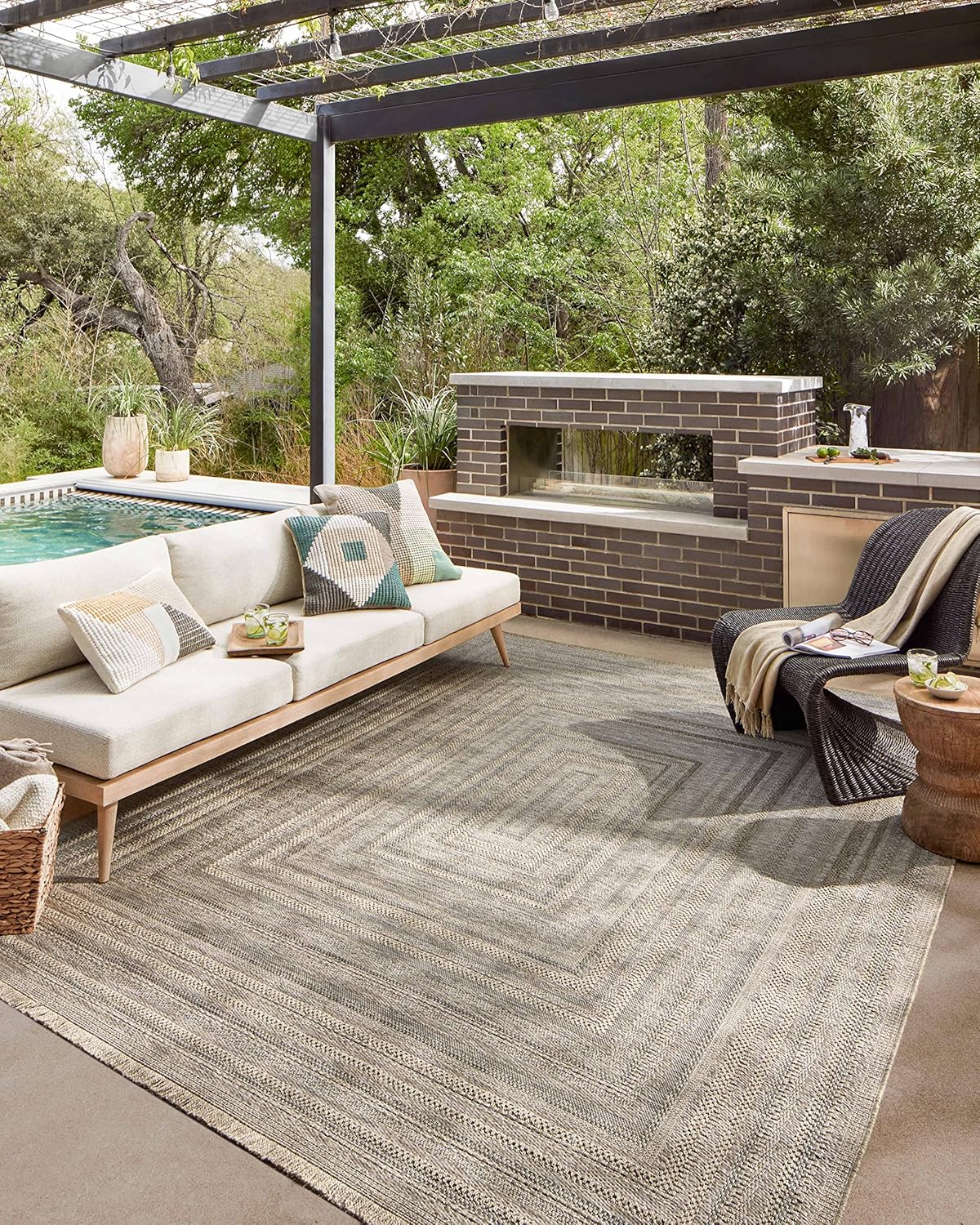 Loloi Dawn Collection Indoor/Outdoor DAW-01 Natural 2'-3" x 3'-9" Accent Rug